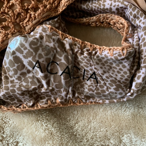 🤎 S O L D🤎Acacia Florence Crochet - Picture 3 of 9